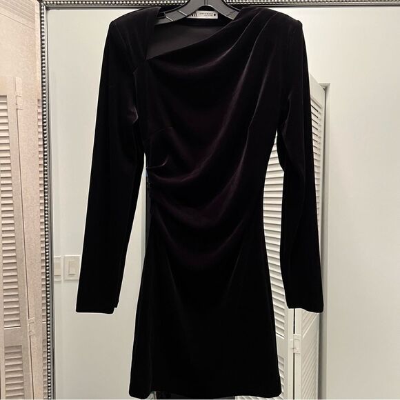 Like New Black Zara Velvet Mini Dress Long Sleeve Asymmetric Neckline xsmall - Picture 6 of 8